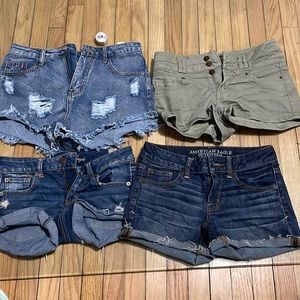 American eagle shorts (2) and (2) non American eagle bundle! Price for all